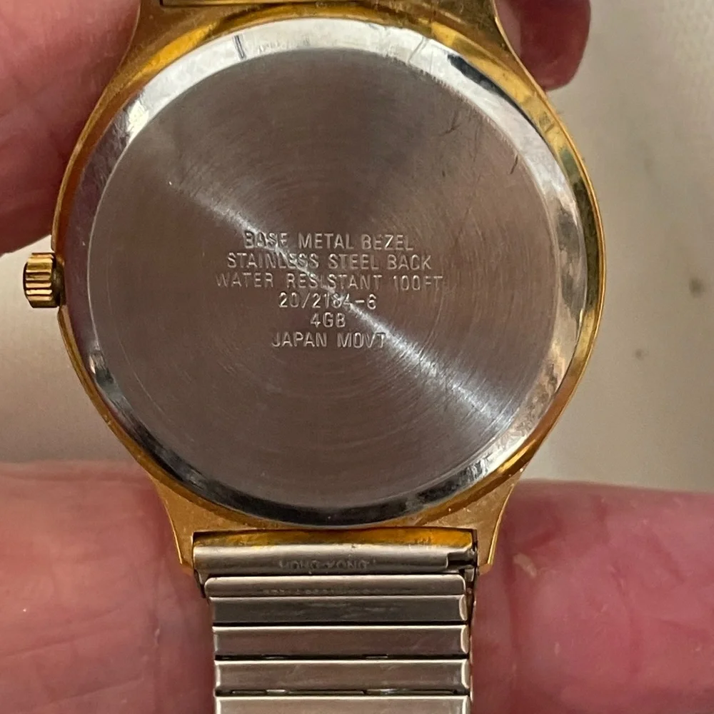 Armitron Gold Tone Watch w/ Black Dial and Single Diamond Accent needs battery